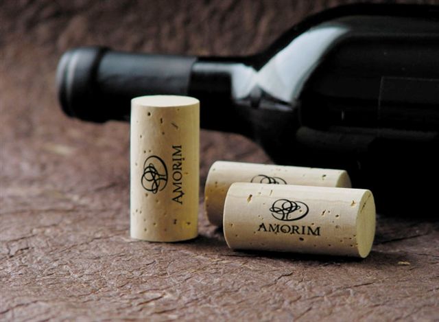 wine-word-amorim-cork-corks.JPG