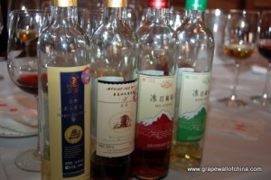 grape-wall-of-china-french-chinese-english-notes-chinese-wines-2